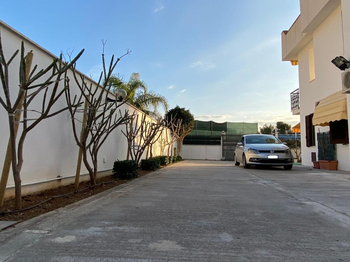 Villa Delle Pomelie Изола деле Фемине Екстериор снимка
