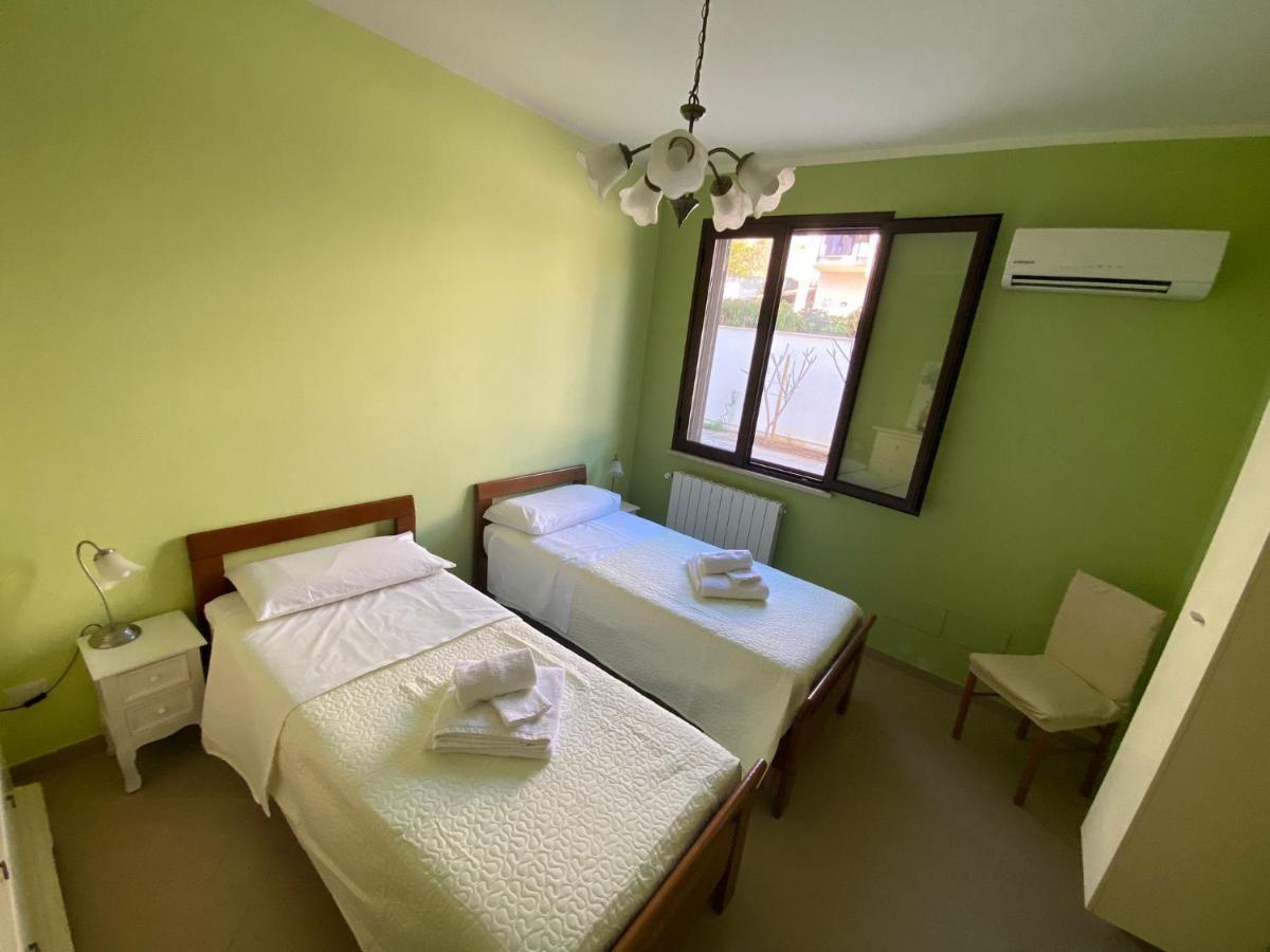 Villa Delle Pomelie Изола деле Фемине Екстериор снимка